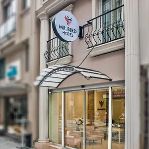 https://mr-bird.istanbul-turkeyhotels.com
